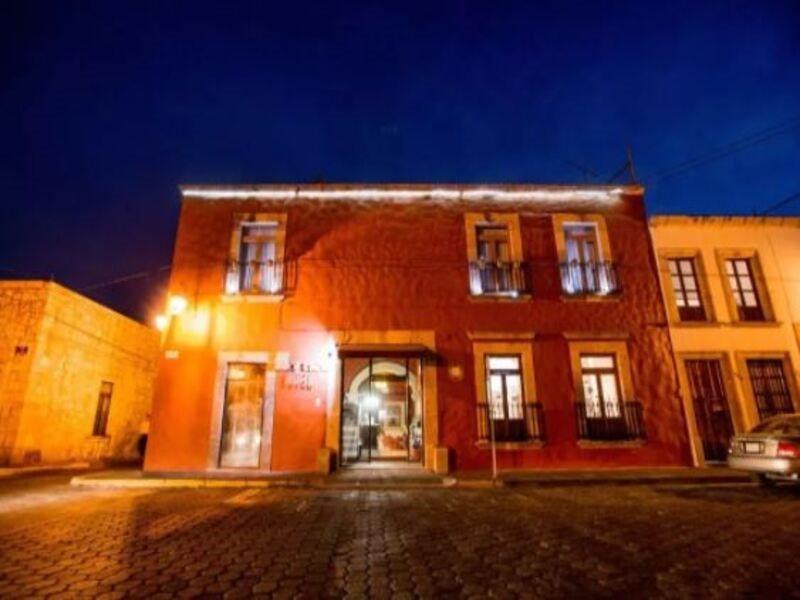 Portico Hotel & Galeria 모렐리아 외부 사진