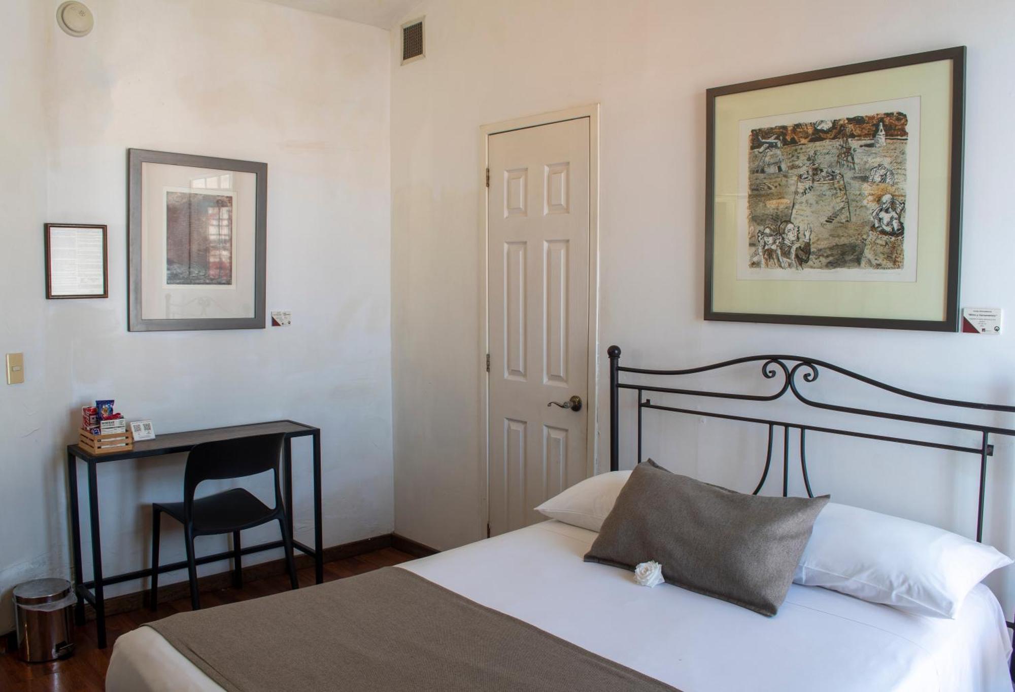 Portico Hotel & Galeria 모렐리아 외부 사진