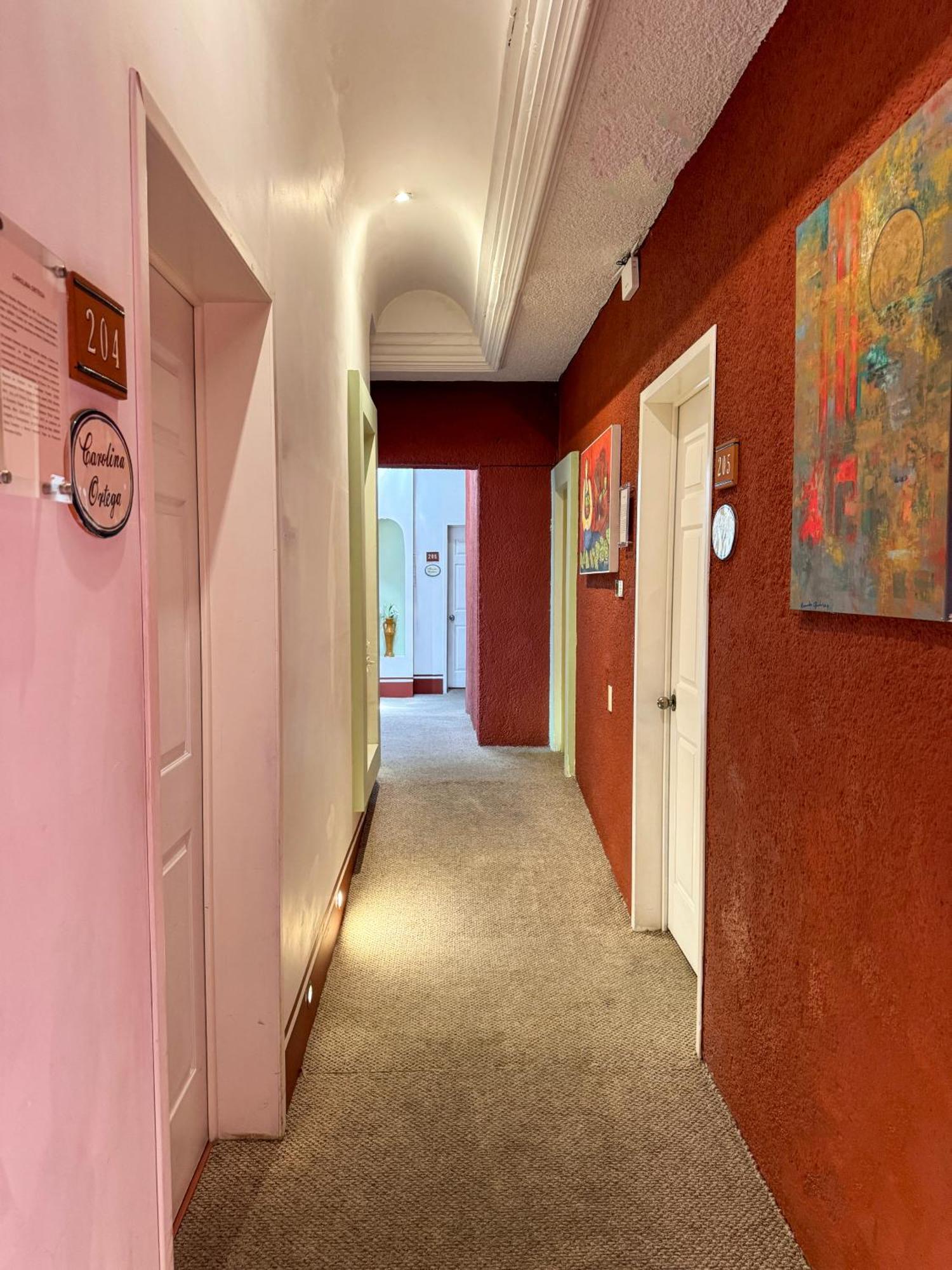 Portico Hotel & Galeria 모렐리아 외부 사진