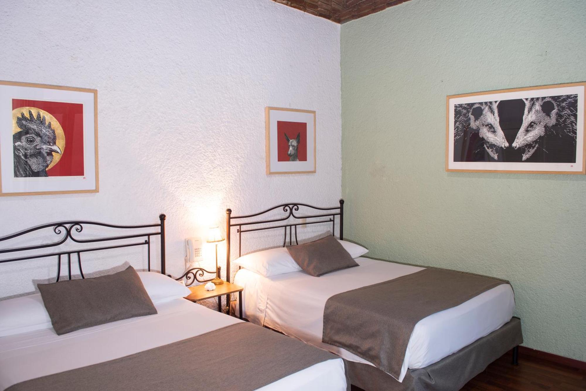 Portico Hotel & Galeria 모렐리아 외부 사진