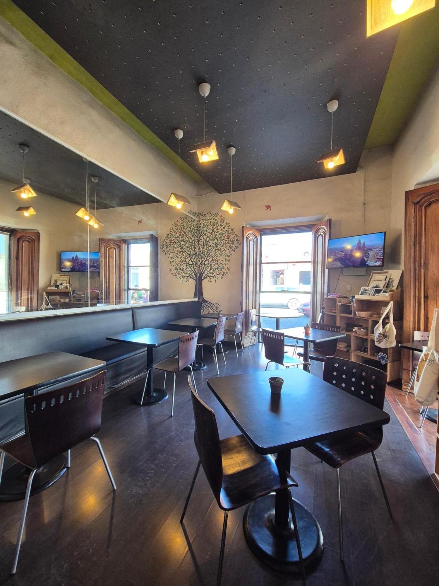 Portico Hotel & Galeria 모렐리아 외부 사진